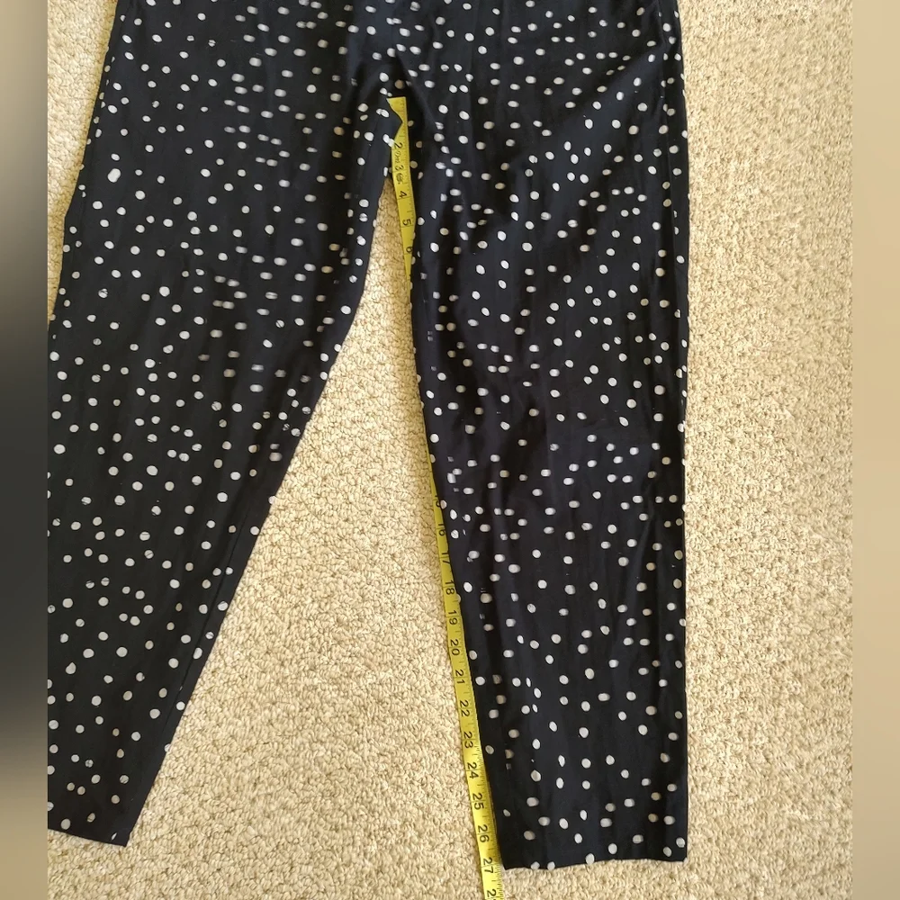 Eileen Fisher Organic Cotton Pull On Black Polka Dot Lightweight Cropped Pants M - Picture 10 of 11